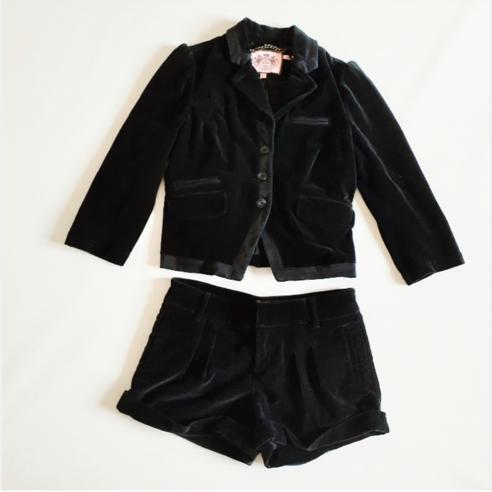 🍂 Juicy Couture black velvet blazer/shorts set